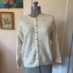 VTG Cardigan Sz M Ivory Lambs Wool Angora Blend Beaded Comfy Cozy Grandmacore